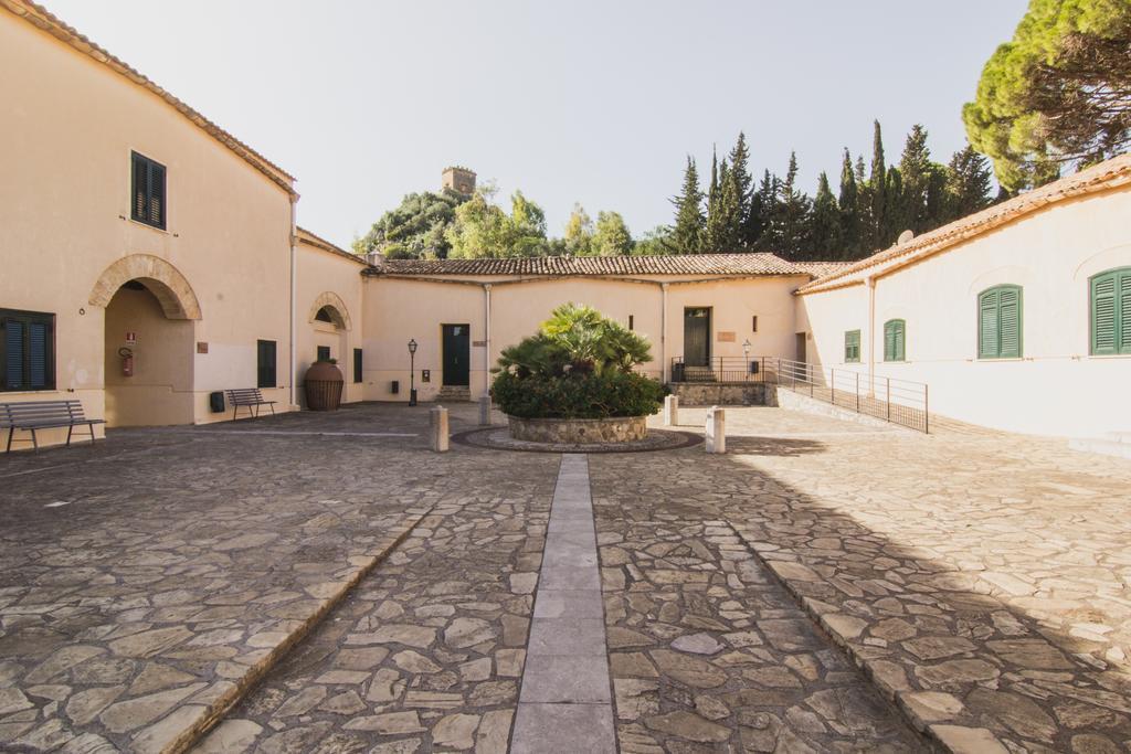 Torre Artale Hotel Trabia Exterior photo